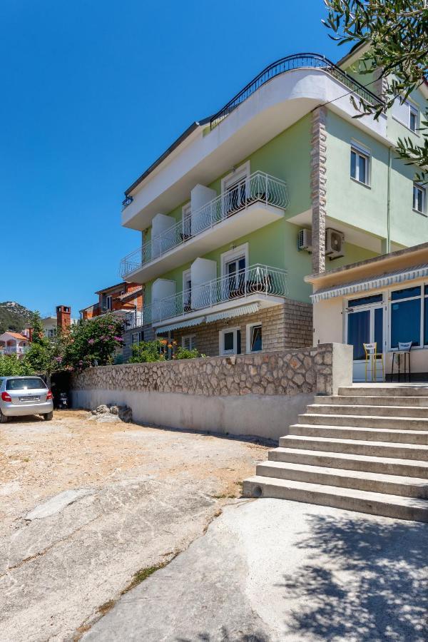 Apartments Luksa - Zf Hvar Hvar Town Buitenkant foto