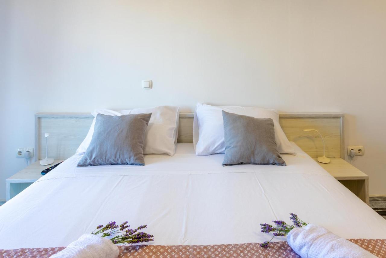 Apartments Luksa - Zf Hvar Hvar Town Buitenkant foto