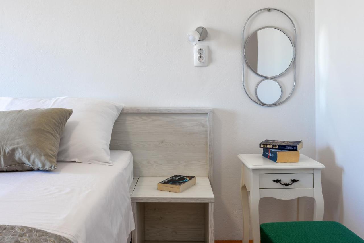 Apartments Luksa - Zf Hvar Hvar Town Buitenkant foto