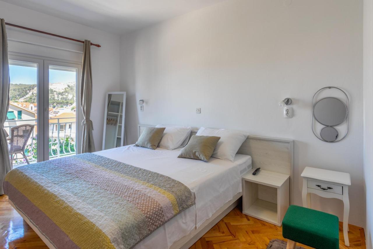 Apartments Luksa - Zf Hvar Hvar Town Buitenkant foto