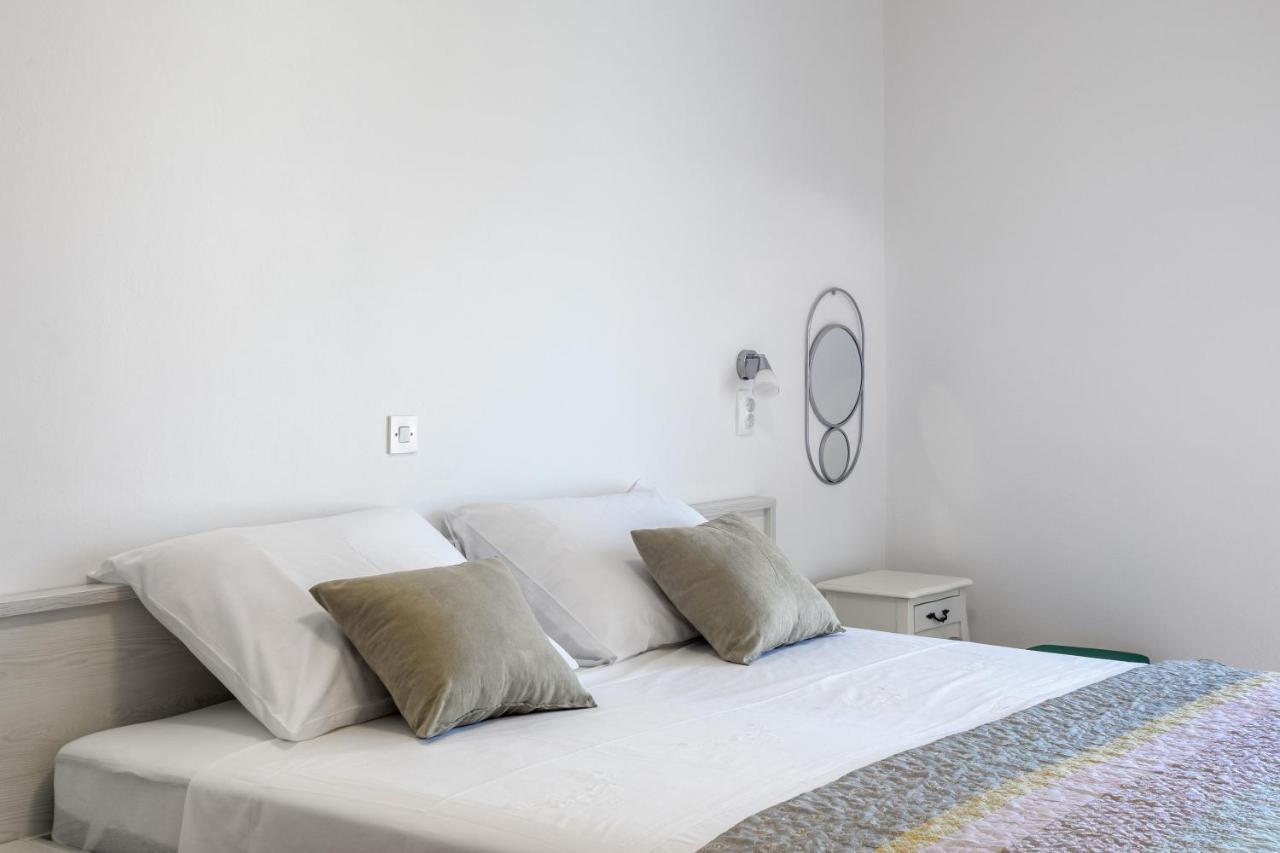 Apartments Luksa - Zf Hvar Hvar Town Buitenkant foto